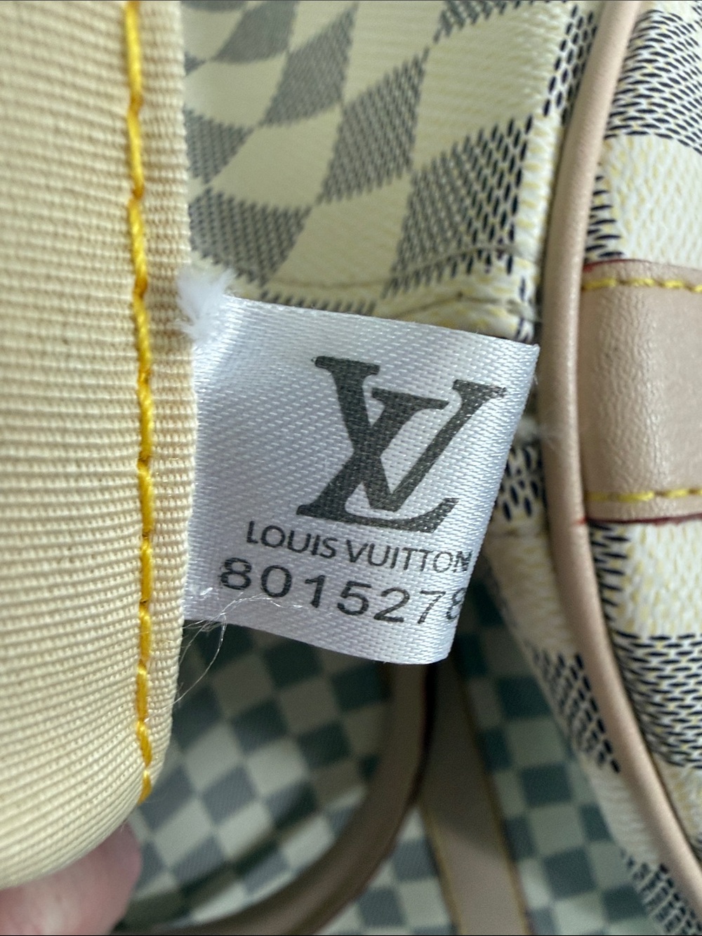 Checkered Pattern Top-Handle Duffel Travel Bag - Picture 12 of 16